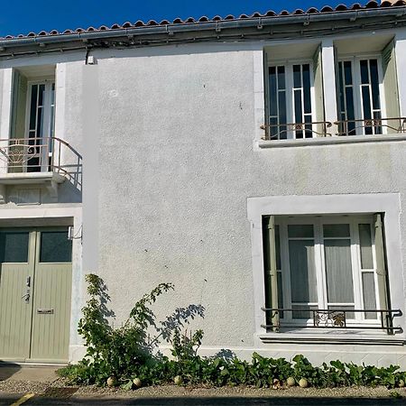 Maison Face Au Soleil 勒布瓦普拉热雷 外观 照片